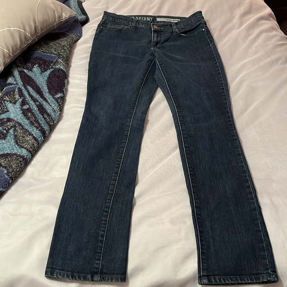 DKNY Jeans, SoHo skinny, dark wash, size 02 - Picture 5 of 5
